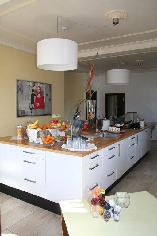 Hotel Admiraal Lanaken Ngoại thất bức ảnh