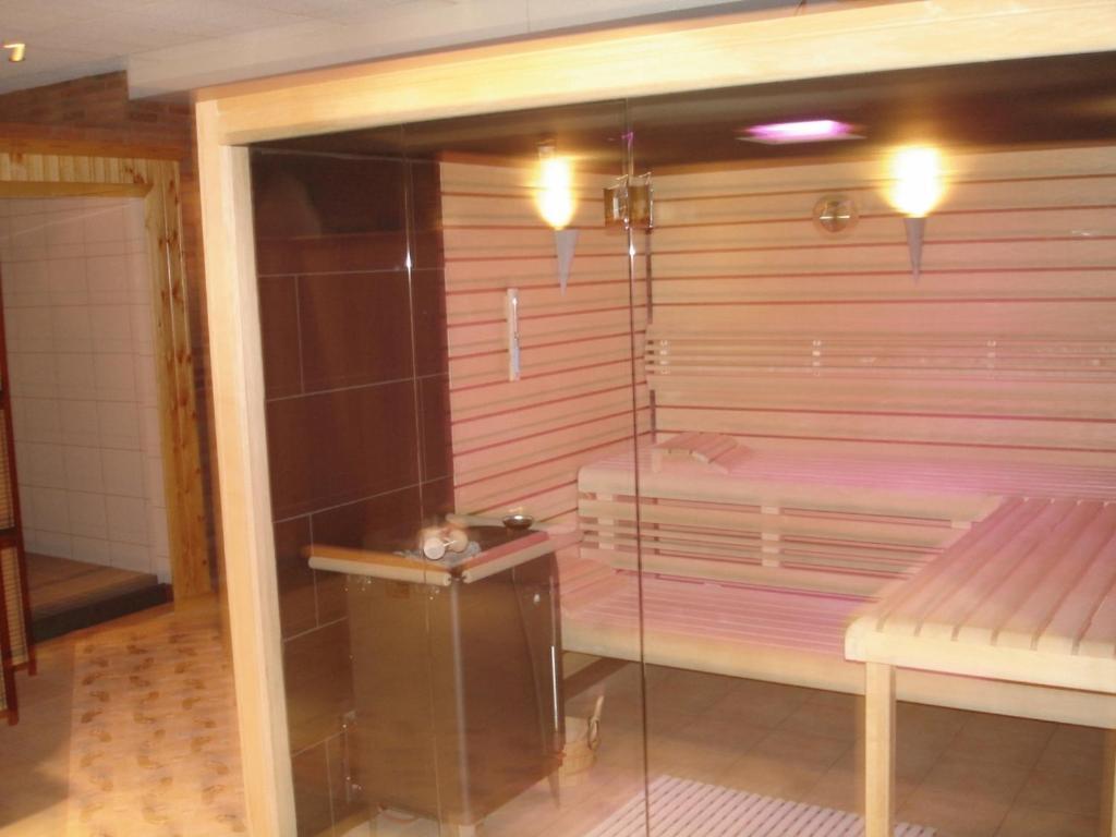 Hotel Admiraal Lanaken Ngoại thất bức ảnh